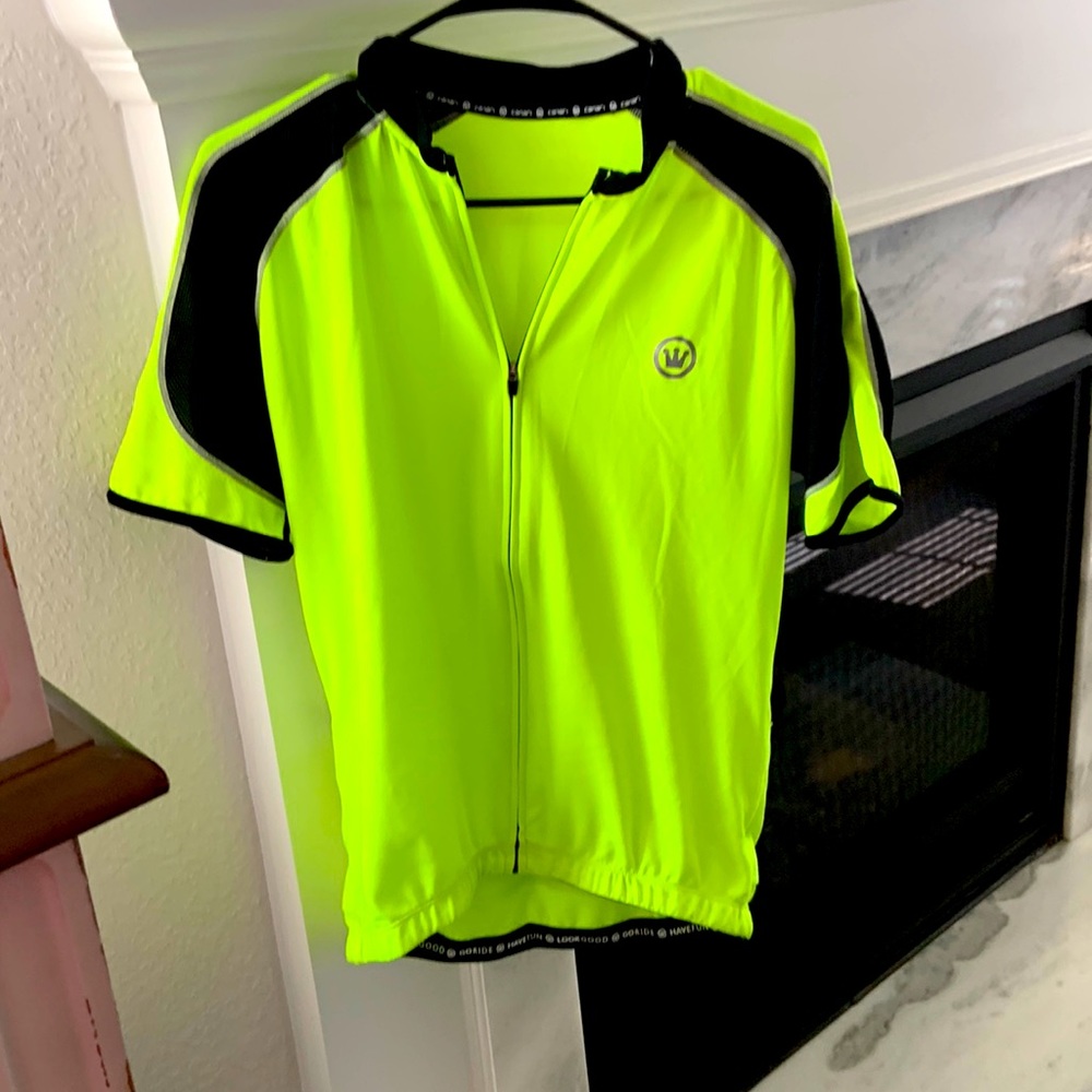 Men’s bright cycling jersey
